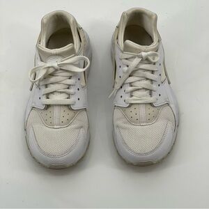 NIKE HUARACHE YOUTH SIZE 7 SHOES, GOOD CONDITION, PREOWNED, WHITE/OFF WH…